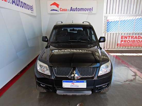 MITSUBISHI-PAJERO TR4-2012