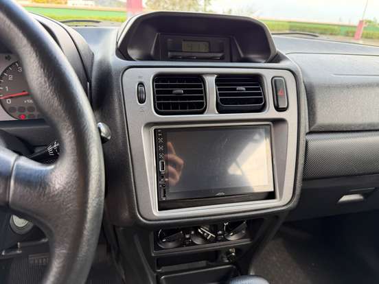 MITSUBISHI-PAJERO TR4-2006