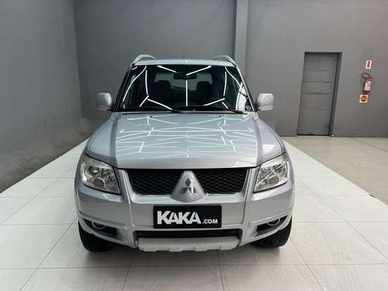 MITSUBISHI-PAJERO TR4-2011