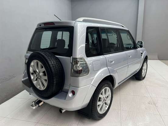 MITSUBISHI-PAJERO TR4-2011