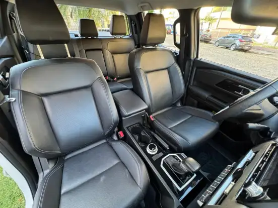 MITSUBISHI-TRITON-2.4 BITURBO DIESEL CD HPE 4X4 AUTOMÁTICO MITSUBISHI-TRITON-2026