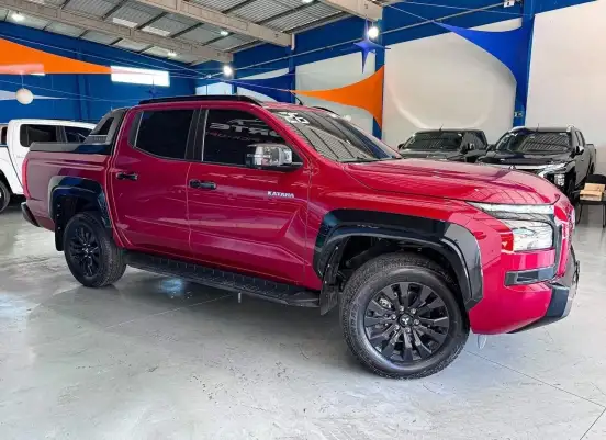 MITSUBISHI-TRITON-2025