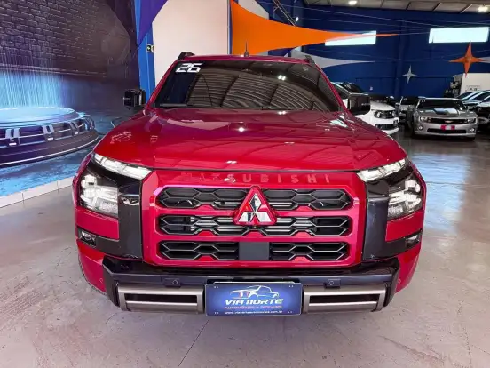 MITSUBISHI-TRITON-2025