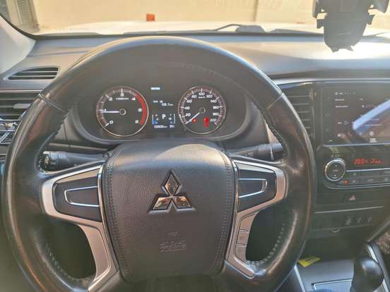 MITSUBISHI-L200 TRITON-2020