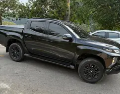 MITSUBISHI L200 TRITON 2.4 16V TURBO DIESEL SPORT HPE CD 4P 4X4 AUTOMÁTICO MITSUBISHI L200 TRITON 2.4 16V TURBO DIESEL SPORT HPE CD 4P 4X4 AUTOMÁTICO