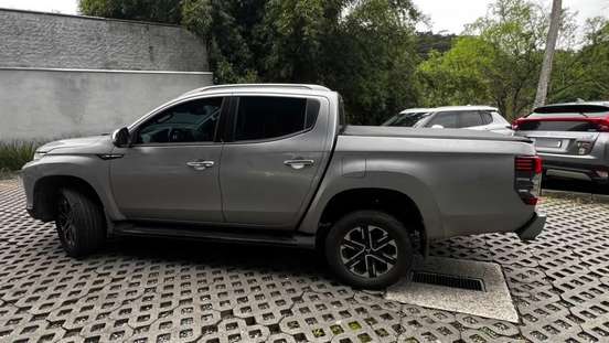 MITSUBISHI-L200 TRITON-2024