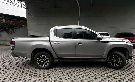 MITSUBISHI-L200 TRITON-2024