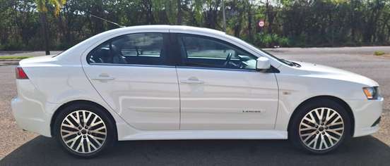 MITSUBISHI-LANCER-2015