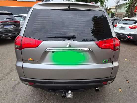 MITSUBISHI-PAJERO DAKAR-3.2 HPE 4X4 7 LUGARES 16V TURBO INTERCOOLER DIESEL 4P AUTOMÁTICO MITSUBISHI-PAJERO DAKAR-2014