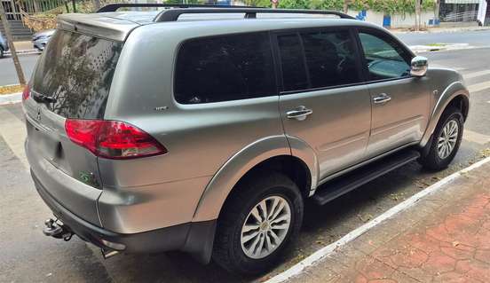 MITSUBISHI-PAJERO DAKAR-3.2 HPE 4X4 7 LUGARES 16V TURBO INTERCOOLER DIESEL 4P AUTOMÁTICO MITSUBISHI-PAJERO DAKAR-2014