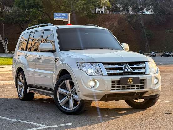 MITSUBISHI-PAJERO FULL-3.2 HPE 4X4 16V TURBO INTERCOOLER DIESEL 4P AUTOMÁTICO MITSUBISHI-PAJERO FULL-2013