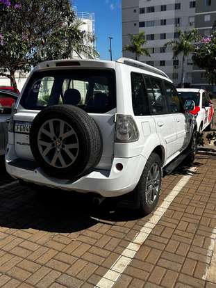 MITSUBISHI-PAJERO TR4-2013