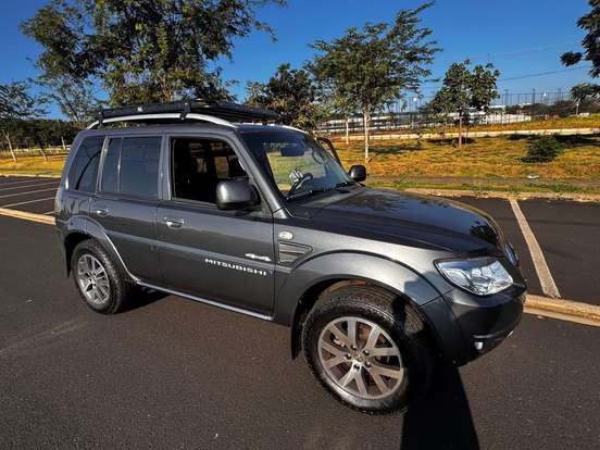 MITSUBISHI-PAJERO TR4-2014