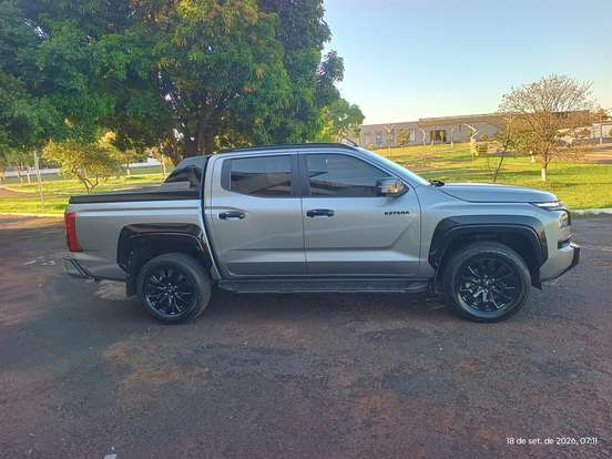 MITSUBISHI-TRITON-2.4 BITURBO DIESEL CD KATANA 4X4 AUTOMÁTICO MITSUBISHI-TRITON-2025
