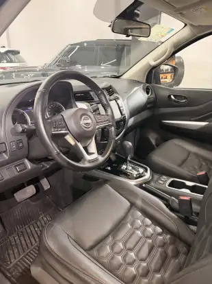 NISSAN-FRONTIER-2024