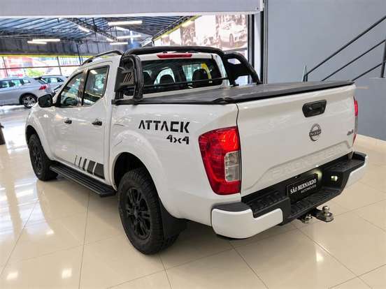 NISSAN-FRONTIER-2023