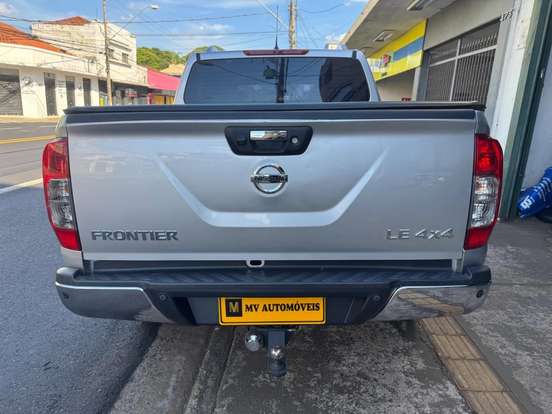 NISSAN-FRONTIER-2019