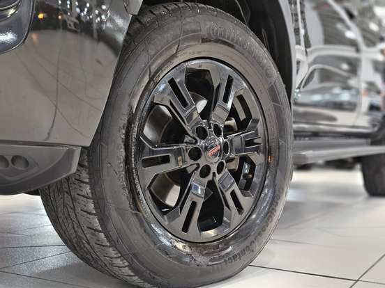 NISSAN-FRONTIER-2022