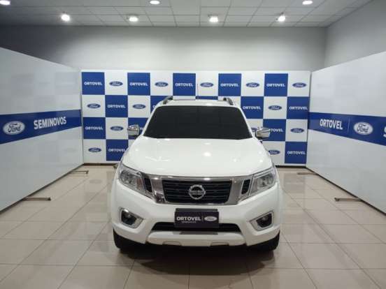 NISSAN-FRONTIER-2017