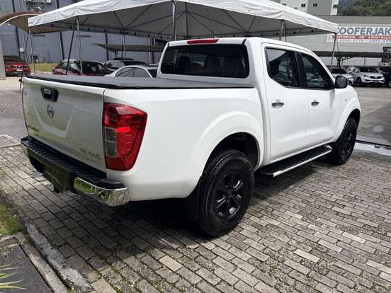 NISSAN-FRONTIER-2.3 16V TURBO DIESEL SE CD 4X4 AUTOMÁTICO NISSAN-FRONTIER-2017