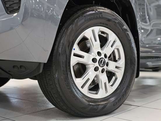 NISSAN-FRONTIER-2023