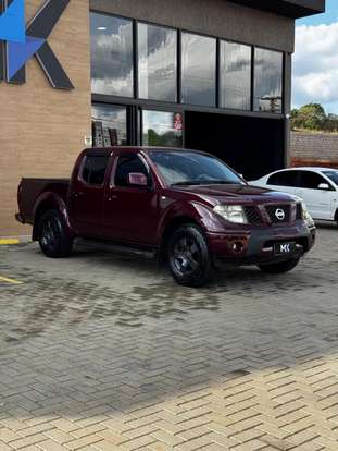 NISSAN-FRONTIER-2010