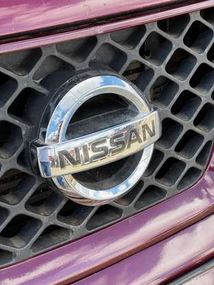 NISSAN-FRONTIER-2010