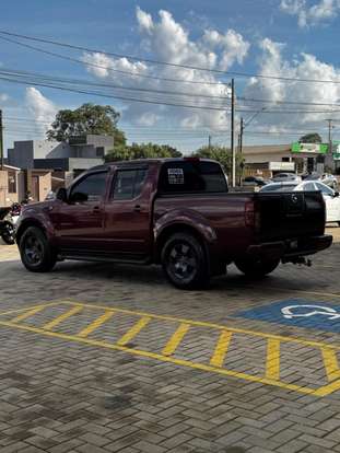 NISSAN-FRONTIER-2010