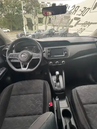 NISSAN-KICKS-2023