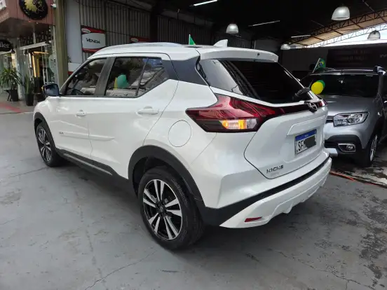 NISSAN-KICKS-2024