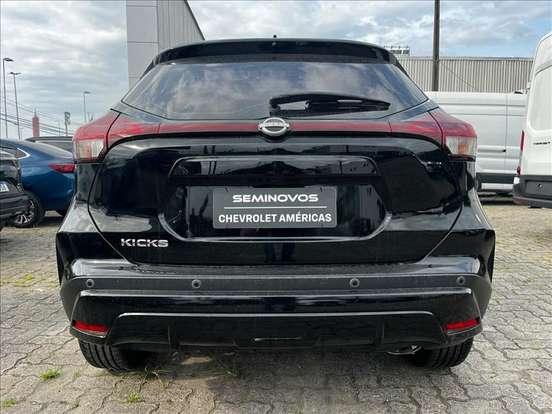 NISSAN-KICKS-2024