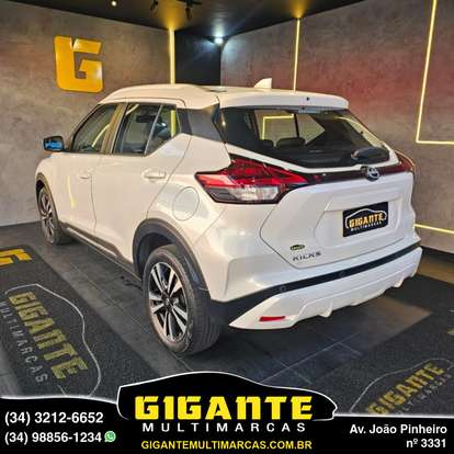 NISSAN-KICKS-2022