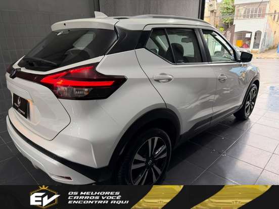 NISSAN-KICKS-2022