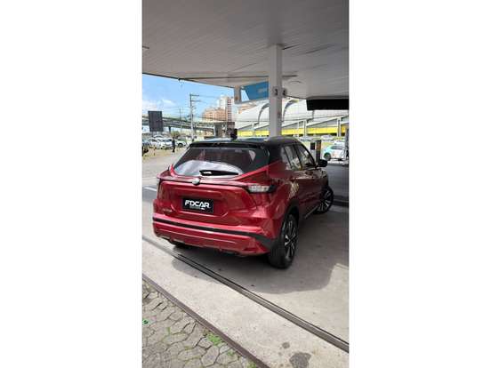 NISSAN-KICKS-2023