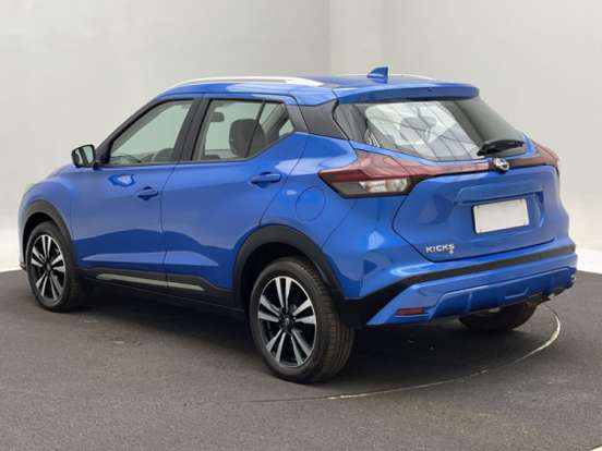 NISSAN-KICKS-2023