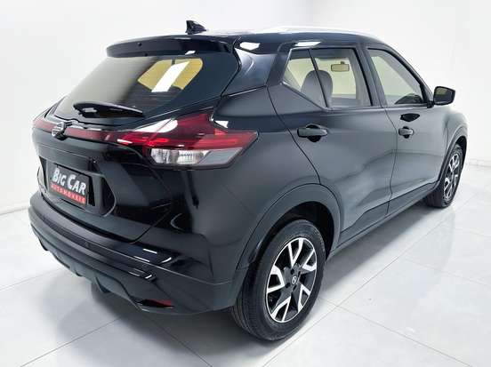 NISSAN-KICKS-2022