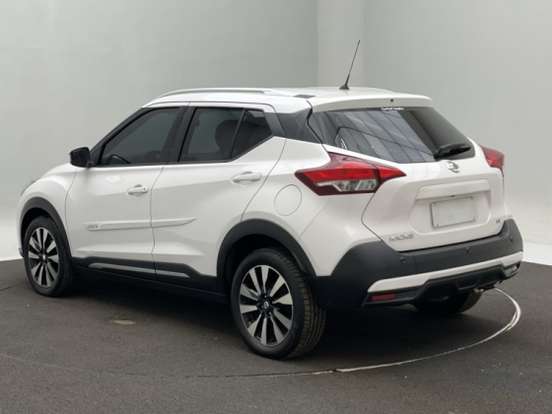 NISSAN-KICKS-2020