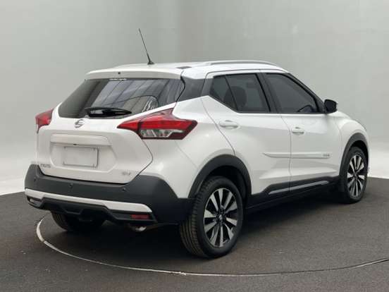 NISSAN-KICKS-2020