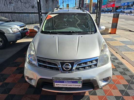 NISSAN-LIVINA-2014