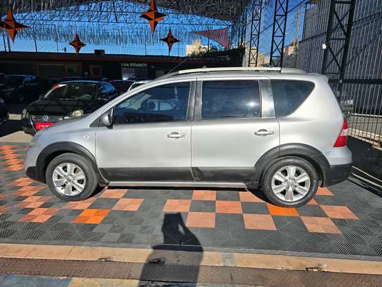 NISSAN-LIVINA-1.8 SL X-GEAR 16V FLEX 4P AUTOMÁTICO NISSAN-LIVINA-2014