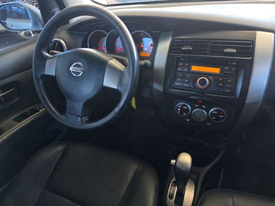 NISSAN-LIVINA-2014