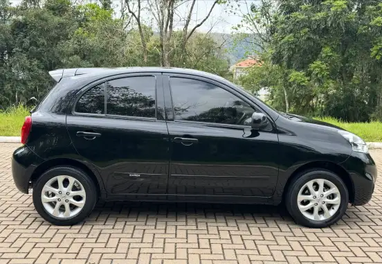 NISSAN-MARCH-2018