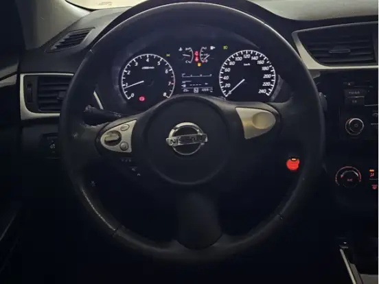 NISSAN-SENTRA-2.0 S 16V FLEXSTART 4P AUTOMÁTICO NISSAN-SENTRA-2017