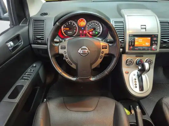 NISSAN-SENTRA-2012