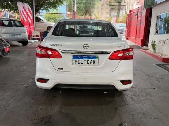 NISSAN-SENTRA-2.0 SV 16V FLEXSTART 4P AUTOMÁTICO NISSAN-SENTRA-2018