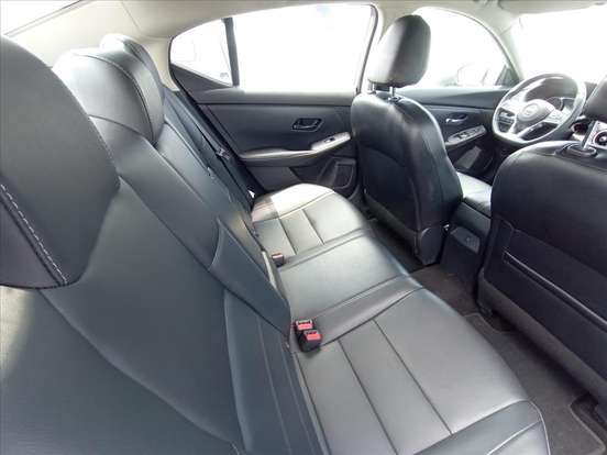 NISSAN-SENTRA-2024