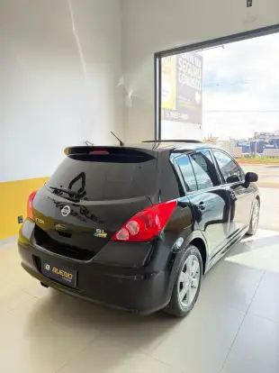 NISSAN-TIIDA-2011