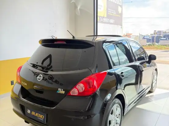 NISSAN-TIIDA-1.8 SL 16V FLEX 4P MANUAL NISSAN-TIIDA-2011