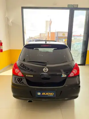 NISSAN-TIIDA-2011