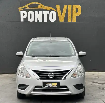NISSAN-VERSA-2017